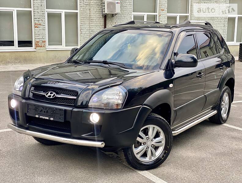 Позашляховик / Кросовер Hyundai Tucson 2012 в 