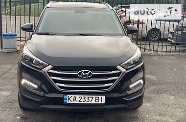 Позашляховик / Кросовер Hyundai Tucson 2017 в Києві