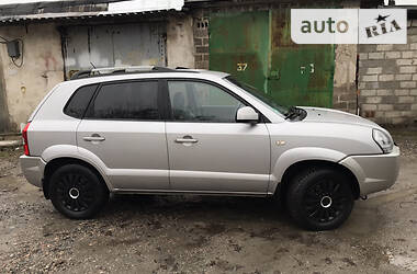 Внедорожник / Кроссовер Hyundai Tucson 2005 в Кривом Роге