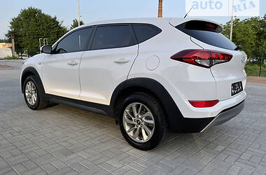 Внедорожник / Кроссовер Hyundai Tucson 2016 в Житомире