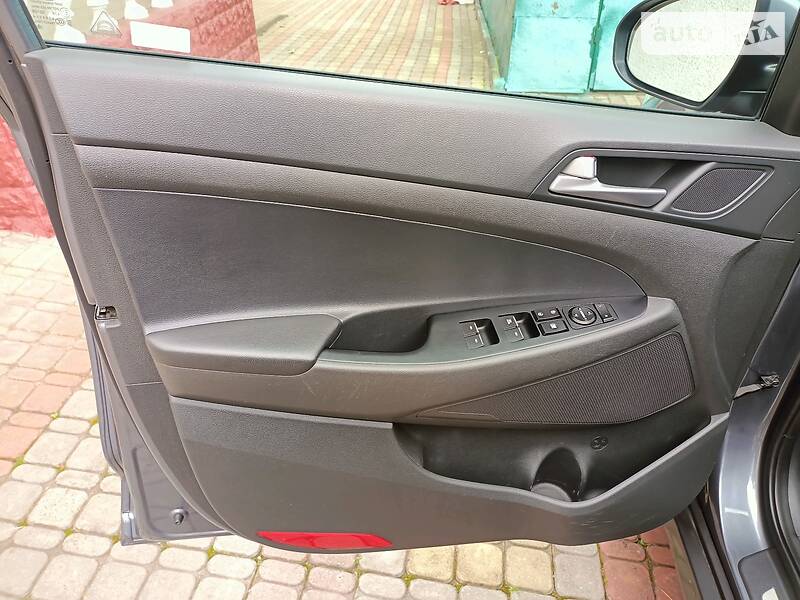 Внедорожник / Кроссовер Hyundai Tucson 2016 в Львове фото 10 Внедорожник / Кроссовер Hyundai Tucson 2016 в Львове