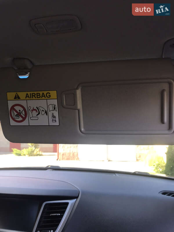 Внедорожник / Кроссовер Hyundai Tucson 2016 в Камне-Каширском