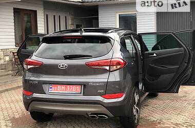 Внедорожник / Кроссовер Hyundai Tucson 2017 в 