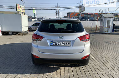 Внедорожник / Кроссовер Hyundai Tucson 2011 в Черновцах