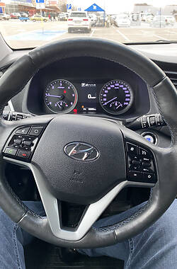 Внедорожник / Кроссовер Hyundai Tucson 2017 в Кропивницком