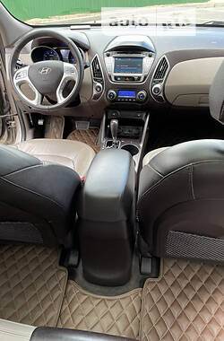 Позашляховик / Кросовер Hyundai Tucson 2013 в Києві