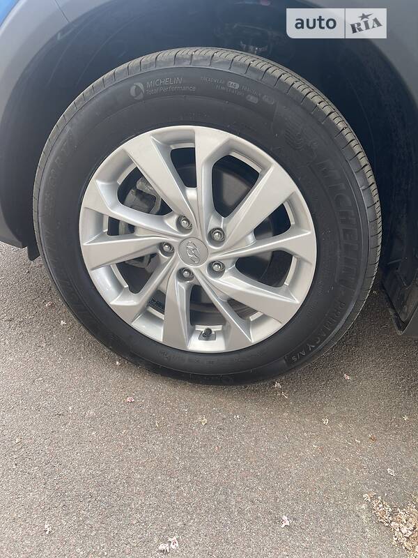 Внедорожник / Кроссовер Hyundai Tucson 2019 в Киеве