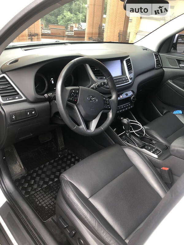Позашляховик / Кросовер Hyundai Tucson 2017 в Харкові