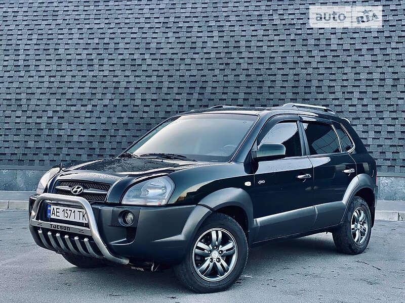 Внедорожник / Кроссовер Hyundai Tucson 2008 в 