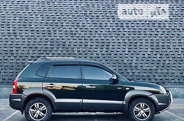 Внедорожник / Кроссовер Hyundai Tucson 2008 в 