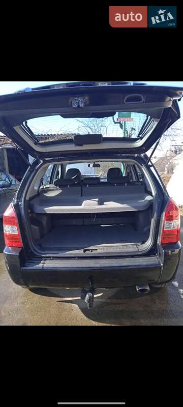 Позашляховик / Кросовер Hyundai Tucson 2004 в Бершаді