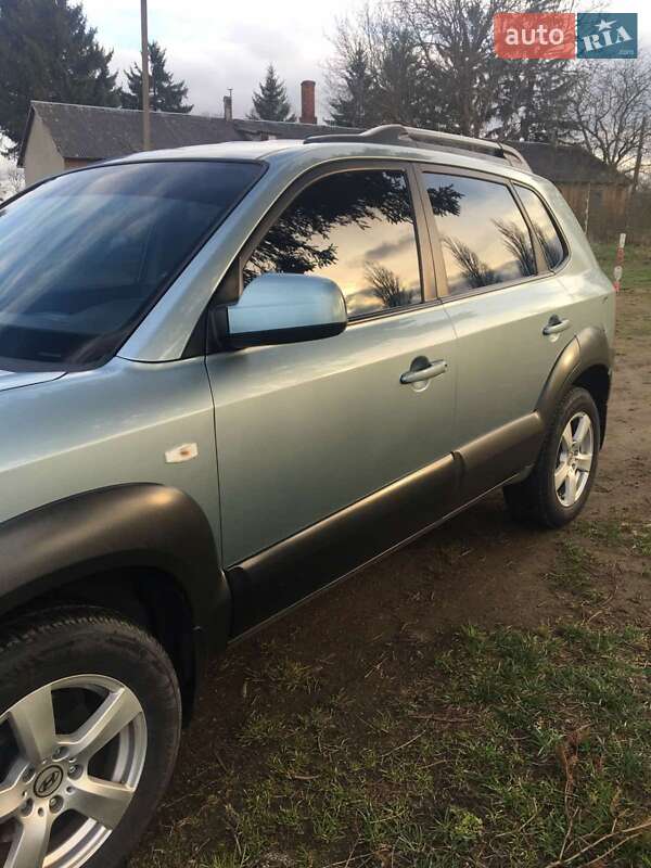 Позашляховик / Кросовер Hyundai Tucson 2010 в Летичіві фото 8 Позашляховик / Кросовер Hyundai Tucson 2010 в Летичіві