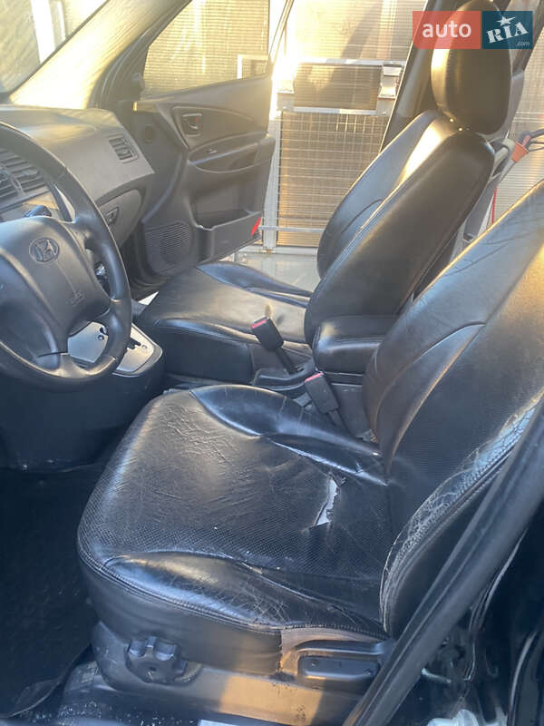 Позашляховик / Кросовер Hyundai Tucson 2009 в Сваляві