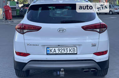 Внедорожник / Кроссовер Hyundai Tucson 2017 в 