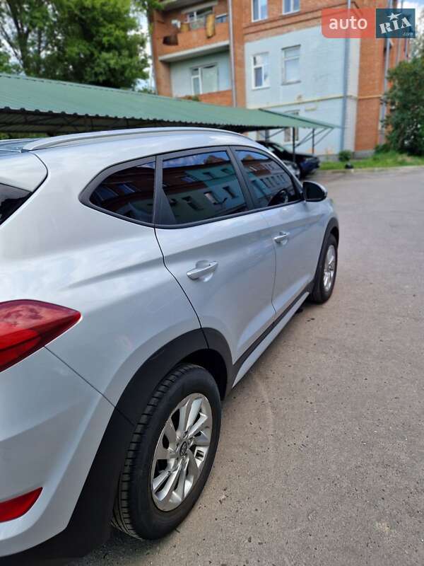 Позашляховик / Кросовер Hyundai Tucson 2017 в Харкові