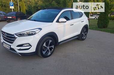 Внедорожник / Кроссовер Hyundai Tucson 2017 в 