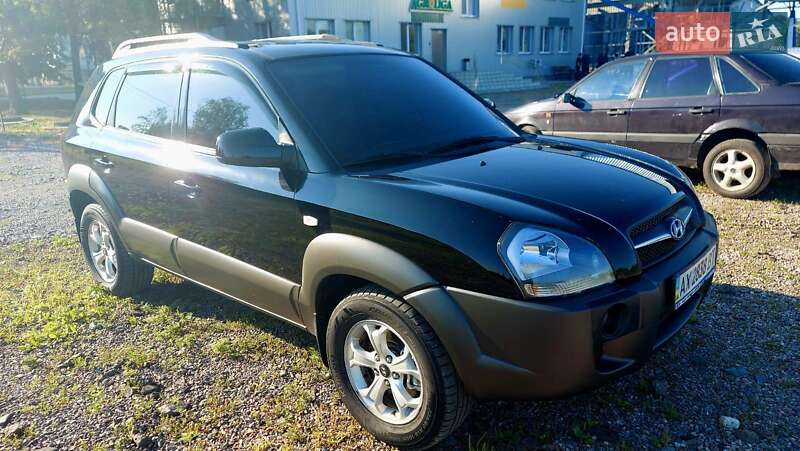 Внедорожник / Кроссовер Hyundai Tucson 2008 в Новой Водолаге