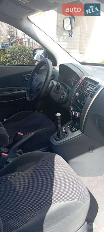 Позашляховик / Кросовер Hyundai Tucson 2009 в Тлумачі