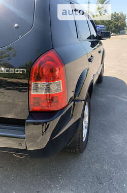Внедорожник / Кроссовер Hyundai Tucson 2008 в 
