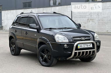 Внедорожник / Кроссовер Hyundai Tucson 2008 в 