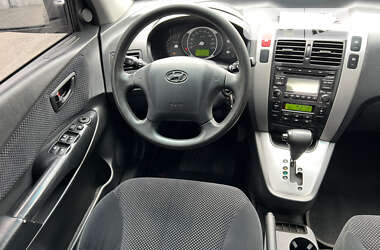 Внедорожник / Кроссовер Hyundai Tucson 2008 в 