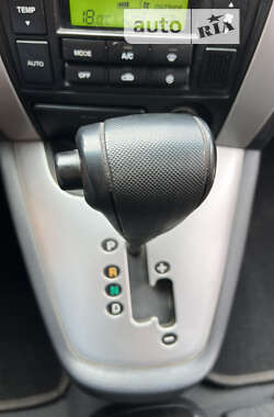 Внедорожник / Кроссовер Hyundai Tucson 2008 в 