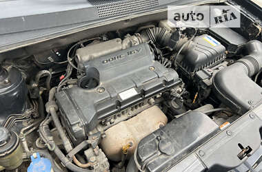 Внедорожник / Кроссовер Hyundai Tucson 2008 в 