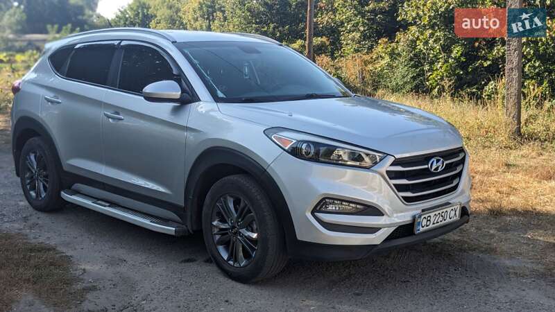 Позашляховик / Кросовер Hyundai Tucson 2017 в Чернігові
