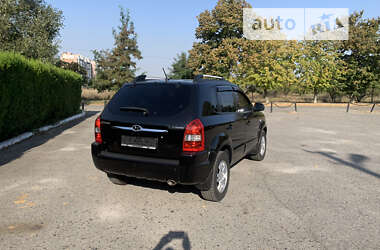 Внедорожник / Кроссовер Hyundai Tucson 2008 в 