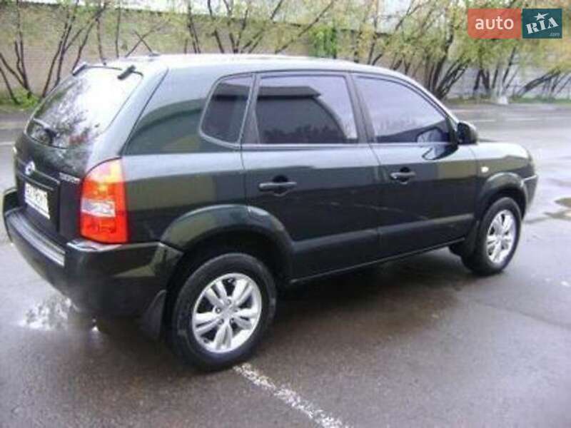 Позашляховик / Кросовер Hyundai Tucson 2008 в Чернівцях