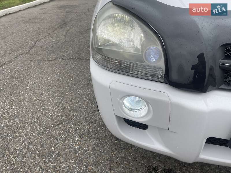 Внедорожник / Кроссовер Hyundai Tucson 2008 в Черновцах