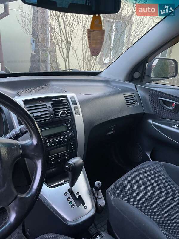 Купе Hyundai Tucson 2007 в Черновцах