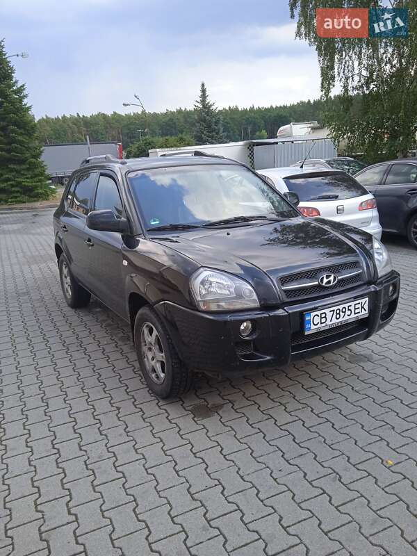 Позашляховик / Кросовер Hyundai Tucson 2005 в Прилуках