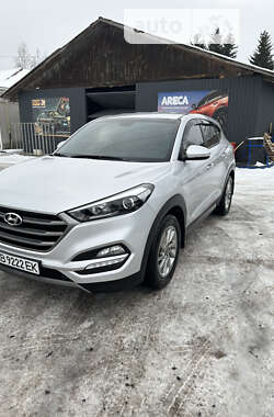 Позашляховик / Кросовер Hyundai Tucson 2015 в Хмільнику