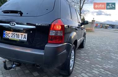 Позашляховик / Кросовер Hyundai Tucson 2005 в Самборі