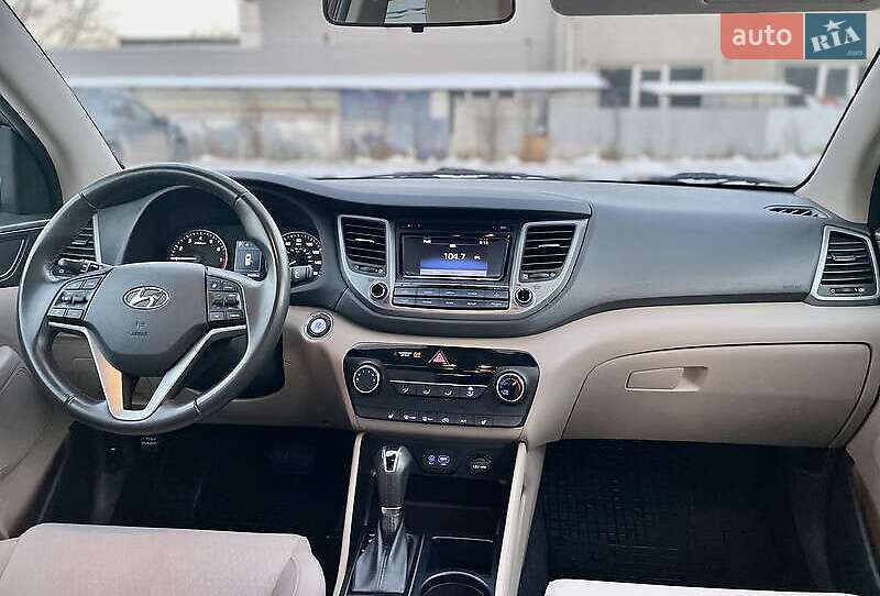 Внедорожник / Кроссовер Hyundai Tucson 2017 в Ивано-Франковске