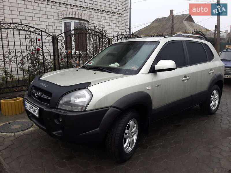 Внедорожник / Кроссовер Hyundai Tucson 2006 в Подольске
