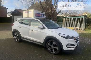 Позашляховик / Кросовер Hyundai Tucson 2017 в Ужгороді