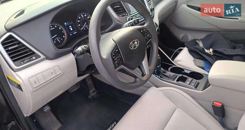 Позашляховик / Кросовер Hyundai Tucson 2017 в Львові