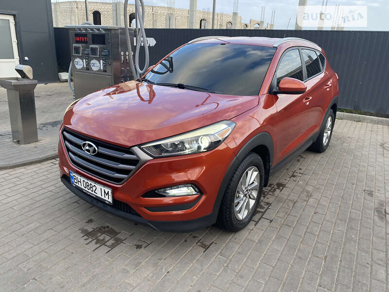 Позашляховик / Кросовер Hyundai Tucson 2016 в Одесі