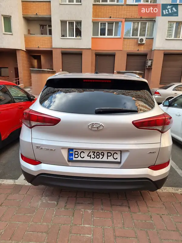 Hyundai Tucson
