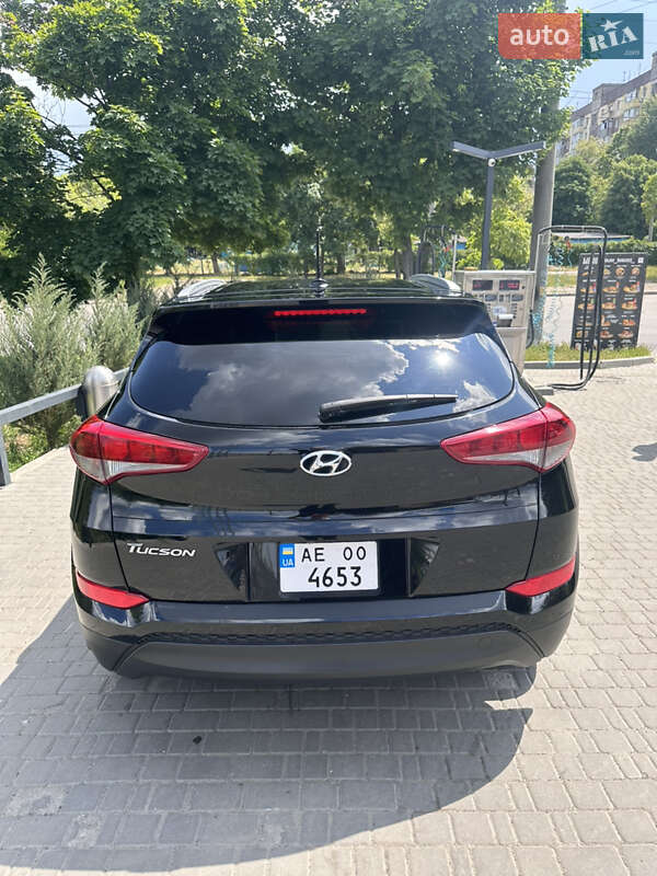 Позашляховик / Кросовер Hyundai Tucson 2016 в Дніпрі