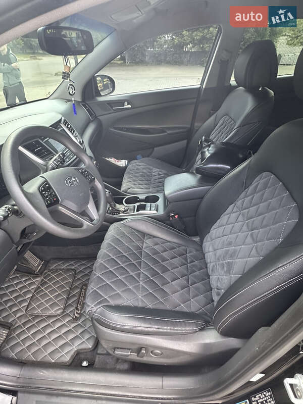 Позашляховик / Кросовер Hyundai Tucson 2016 в Дніпрі