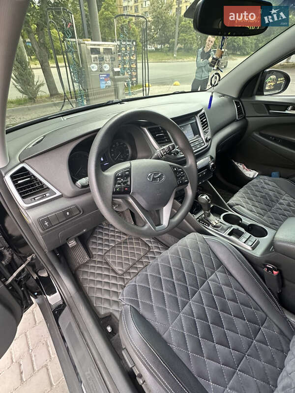 Позашляховик / Кросовер Hyundai Tucson 2016 в Дніпрі