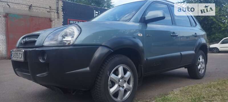 Позашляховик / Кросовер Hyundai Tucson 2005 в Черкасах