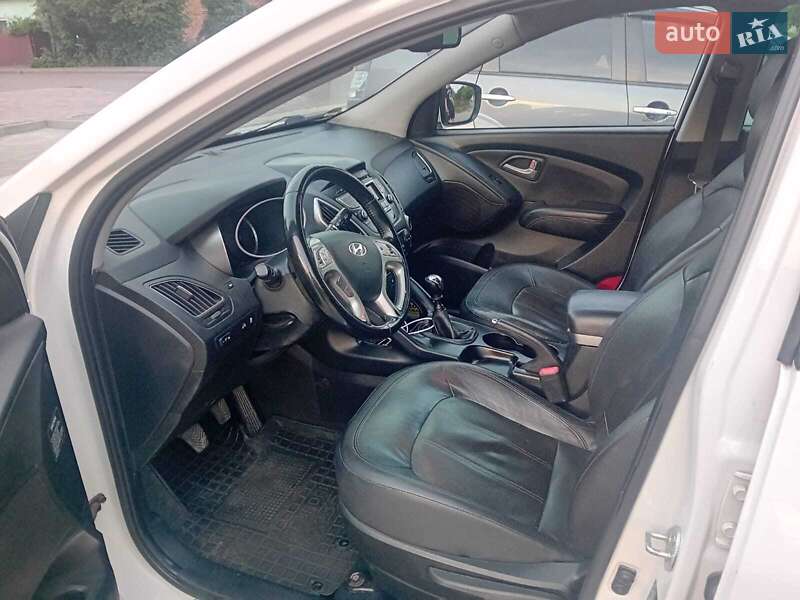 Внедорожник / Кроссовер Hyundai Tucson 2012 в Коломые фото 7 Внедорожник / Кроссовер Hyundai Tucson 2012 в Коломые