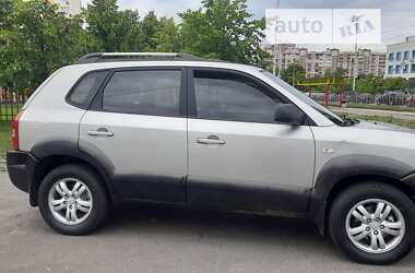 Позашляховик / Кросовер Hyundai Tucson 2008 в Києві