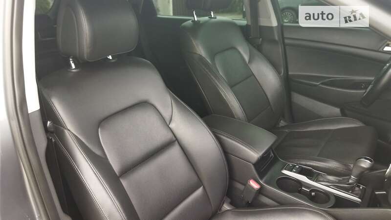 Внедорожник / Кроссовер Hyundai Tucson 2016 в Староконстантинове фото 44 Внедорожник / Кроссовер Hyundai Tucson 2016 в Староконстантинове