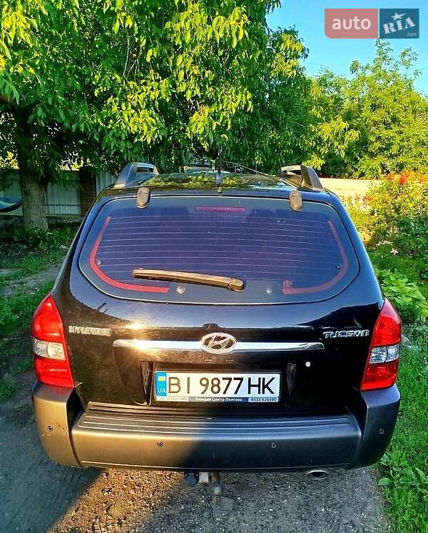 Позашляховик / Кросовер Hyundai Tucson 2006 в Шишаках
