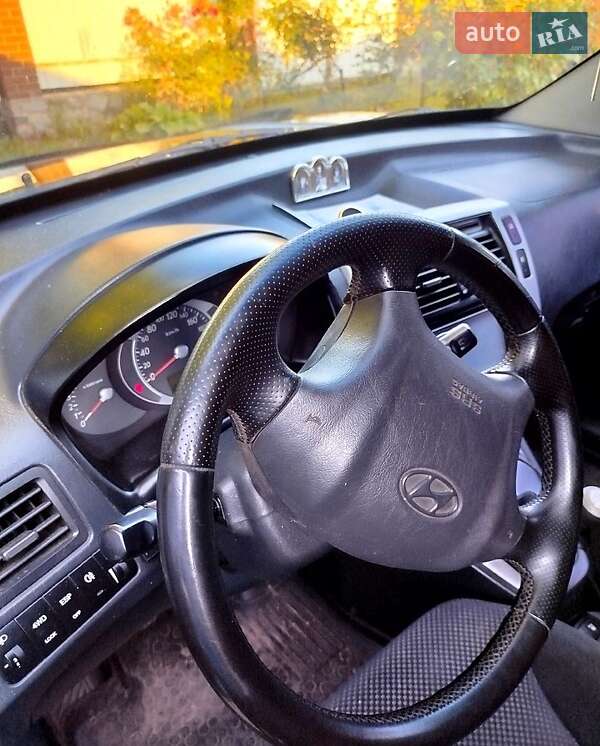 Позашляховик / Кросовер Hyundai Tucson 2006 в Шишаках